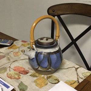 Vintage Accents - Pottery Teapot Vintage Accents - Pottery Teapot